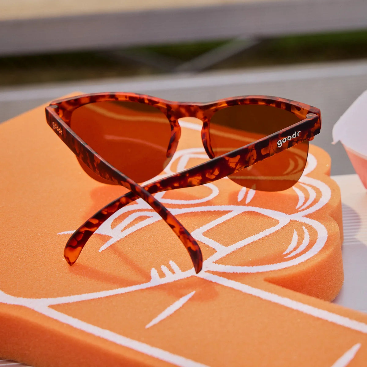 goodr Avant G - Positively Cosmopolitan