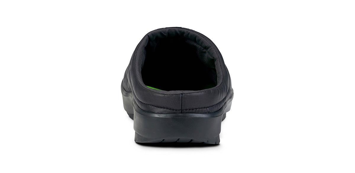 OOFOS Women&#39;s OOmg OOcoozie Thermo Mule - Black