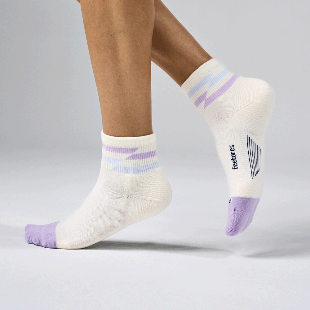 Feetures Elite Max Cushion Quarter Socks