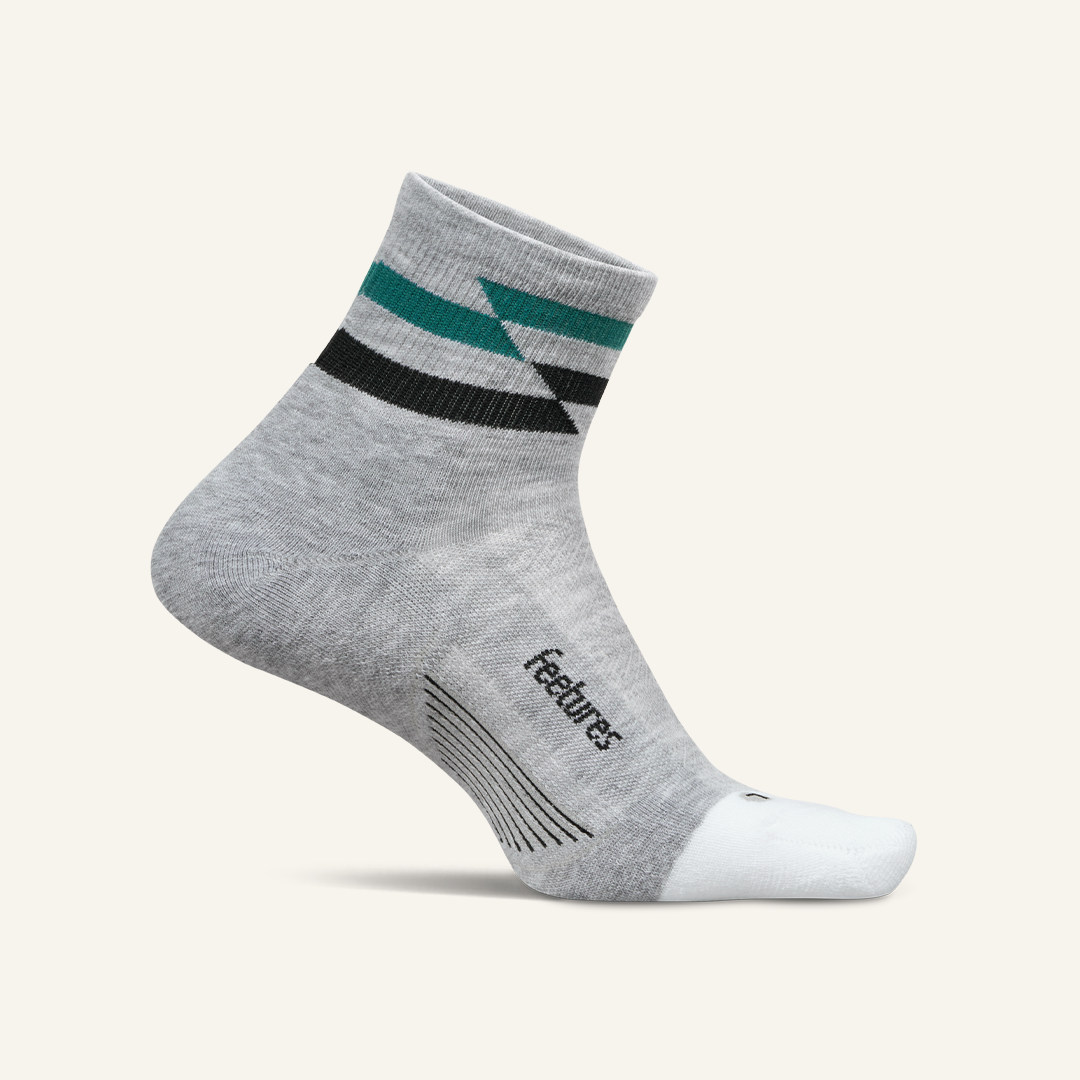 Feetures Elite Max Cushion Quarter Socks