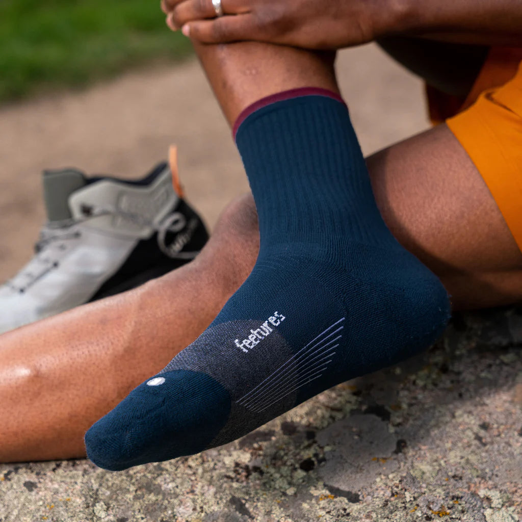 Feetures Trail Max Cushion Mini Crew