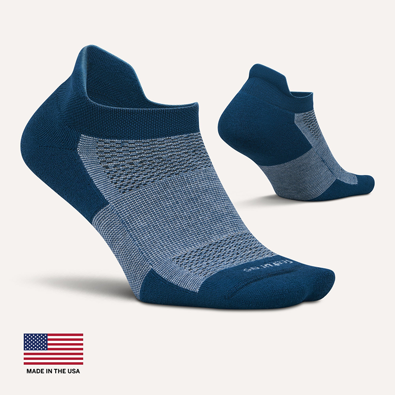 Feetures High Performance Max Cushion Tab Socks