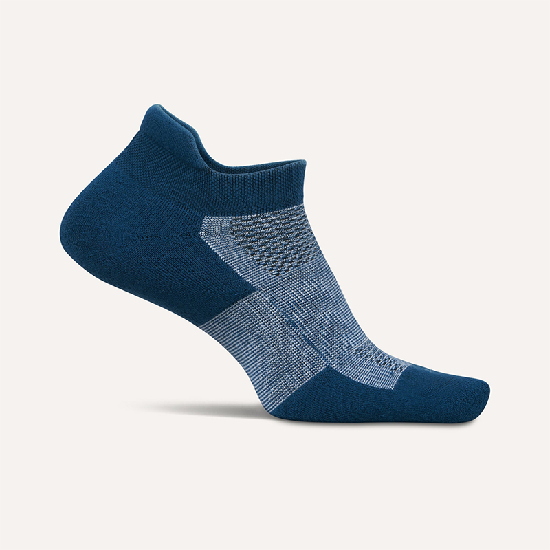 Feetures High Performance Max Cushion Tab Socks