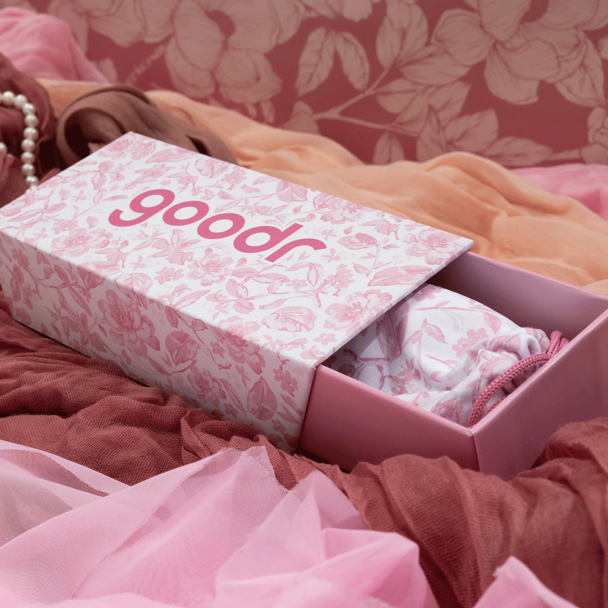 goodr Glam G - My Teapot Spouts Gossip