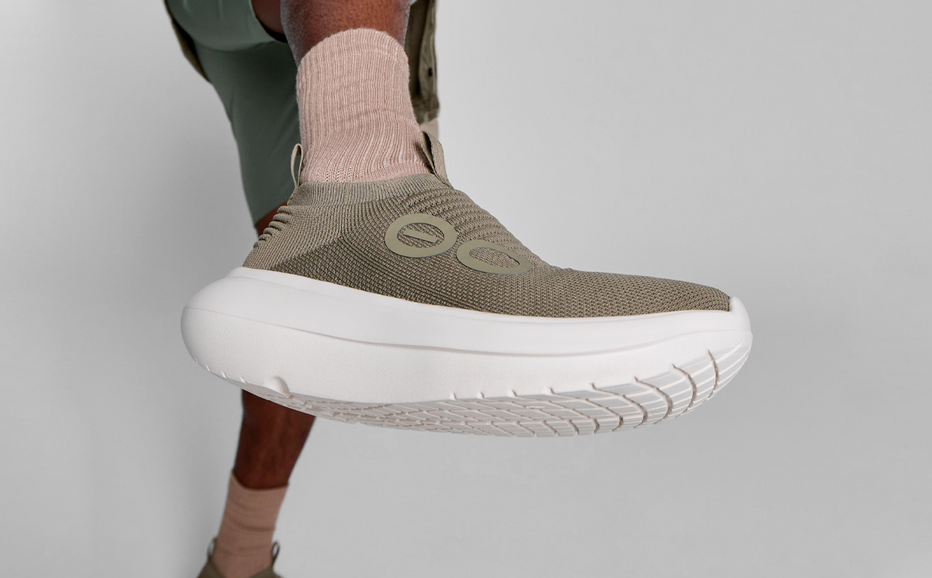 OOFOS Men&#39;s OOmy Zen - Foliage