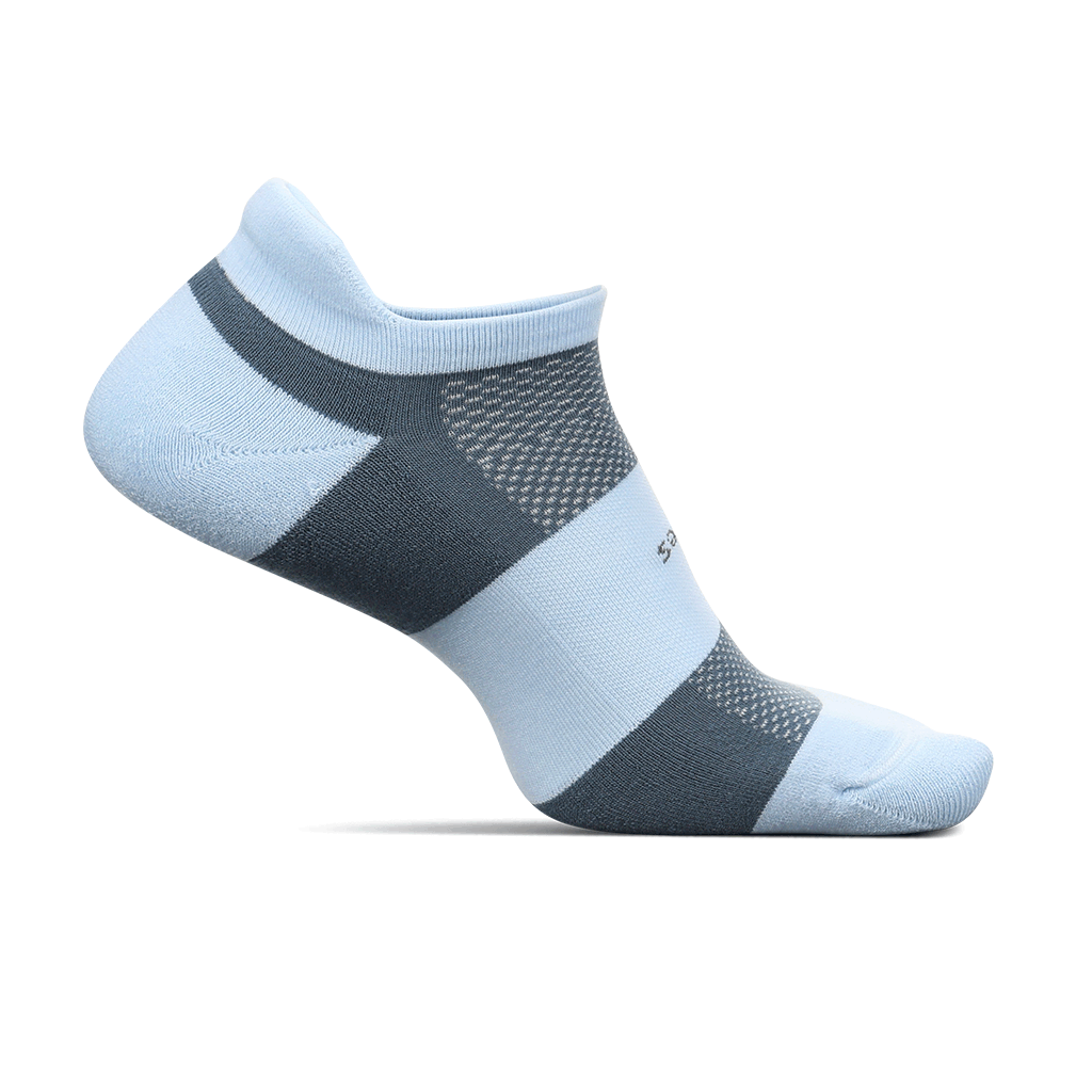 Feetures High Performance Max Cushion No-Show Tab Socks