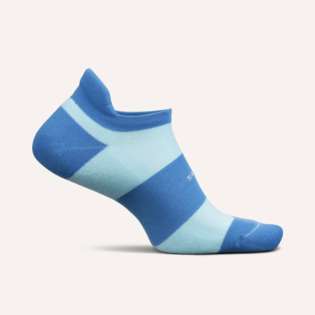 Feetures High Performance Max Cushion No-Show Tab Socks